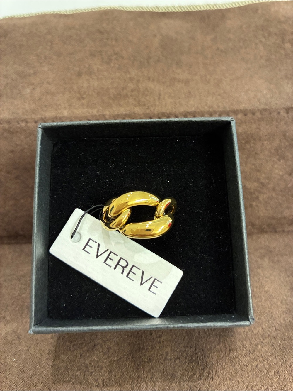 Evereve Shiny Gold Linked Hoop Ring